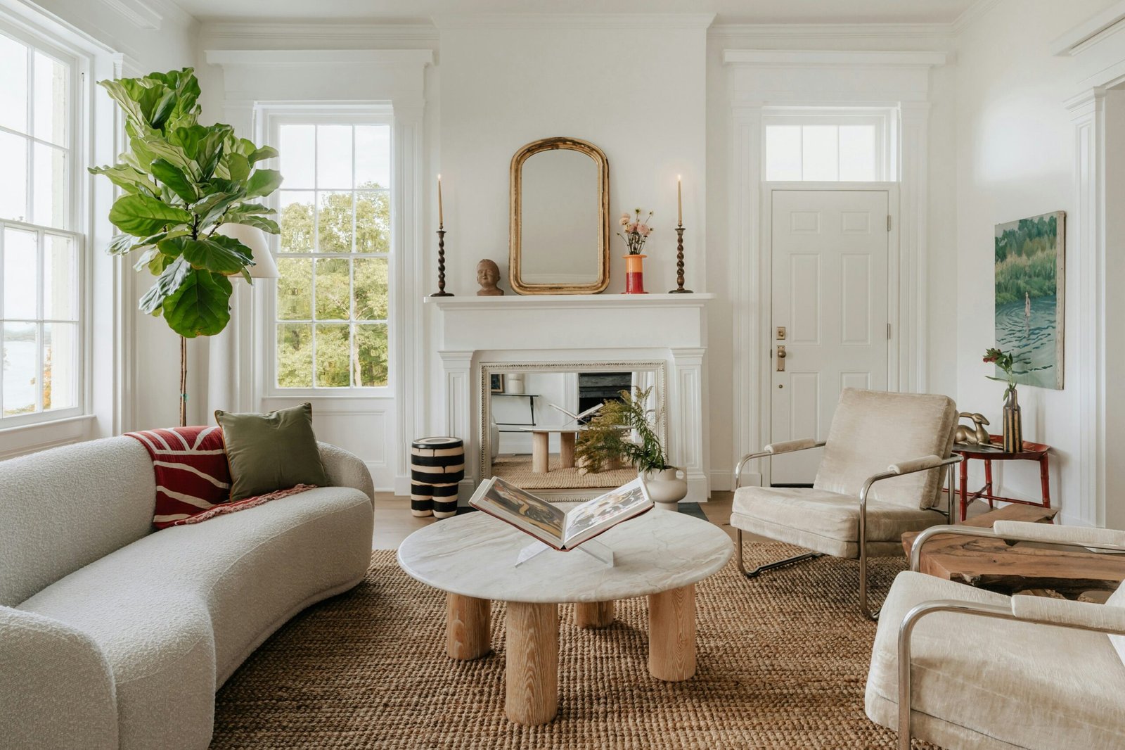 2024’s Top 10 Affordable Accent Chairs Under $200 for Small Living Rooms